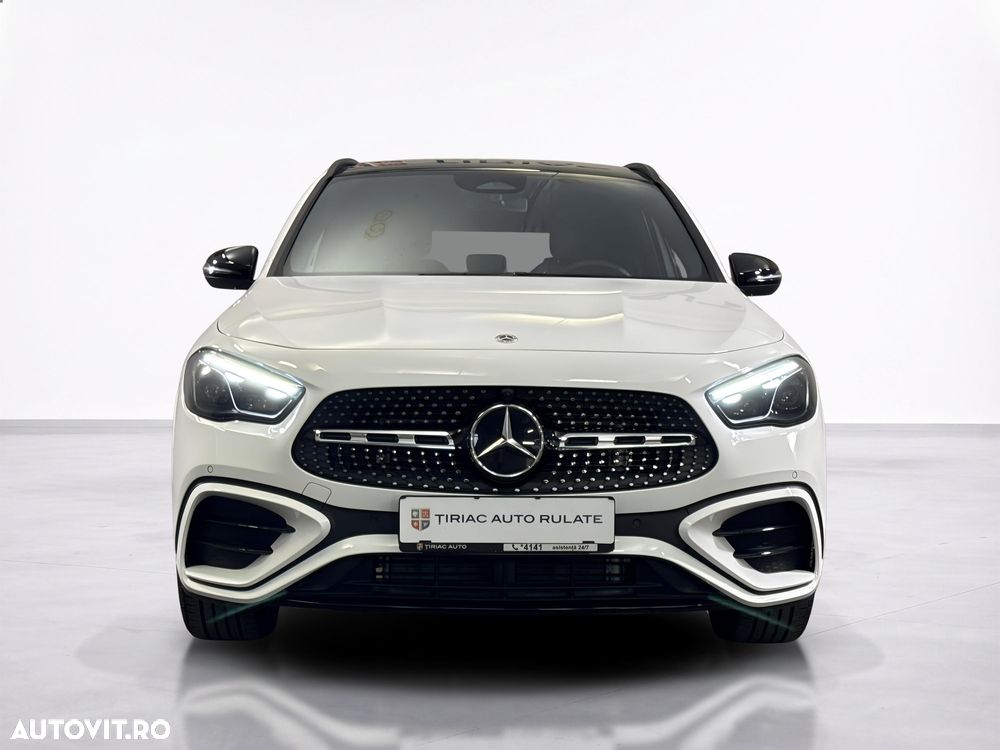 Mercedes-Benz GLA - 10