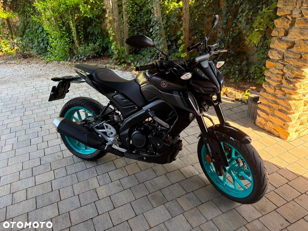 Yamaha MT - 5