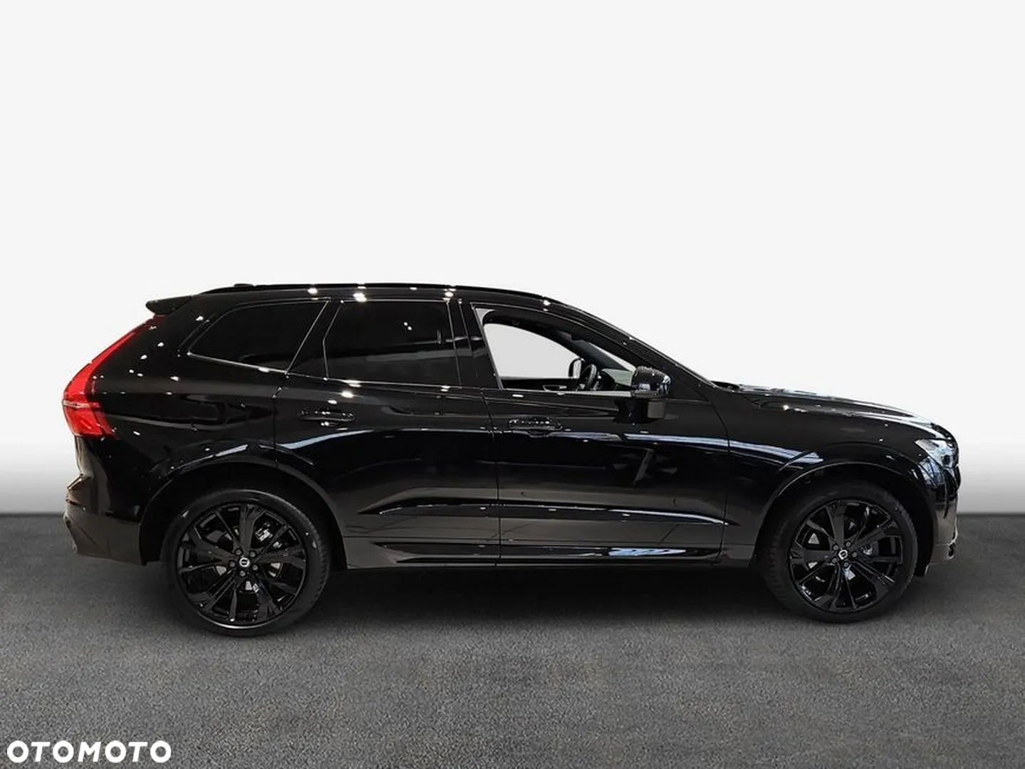 Volvo XC 60 B5 B AWD Plus Black Edition - 3