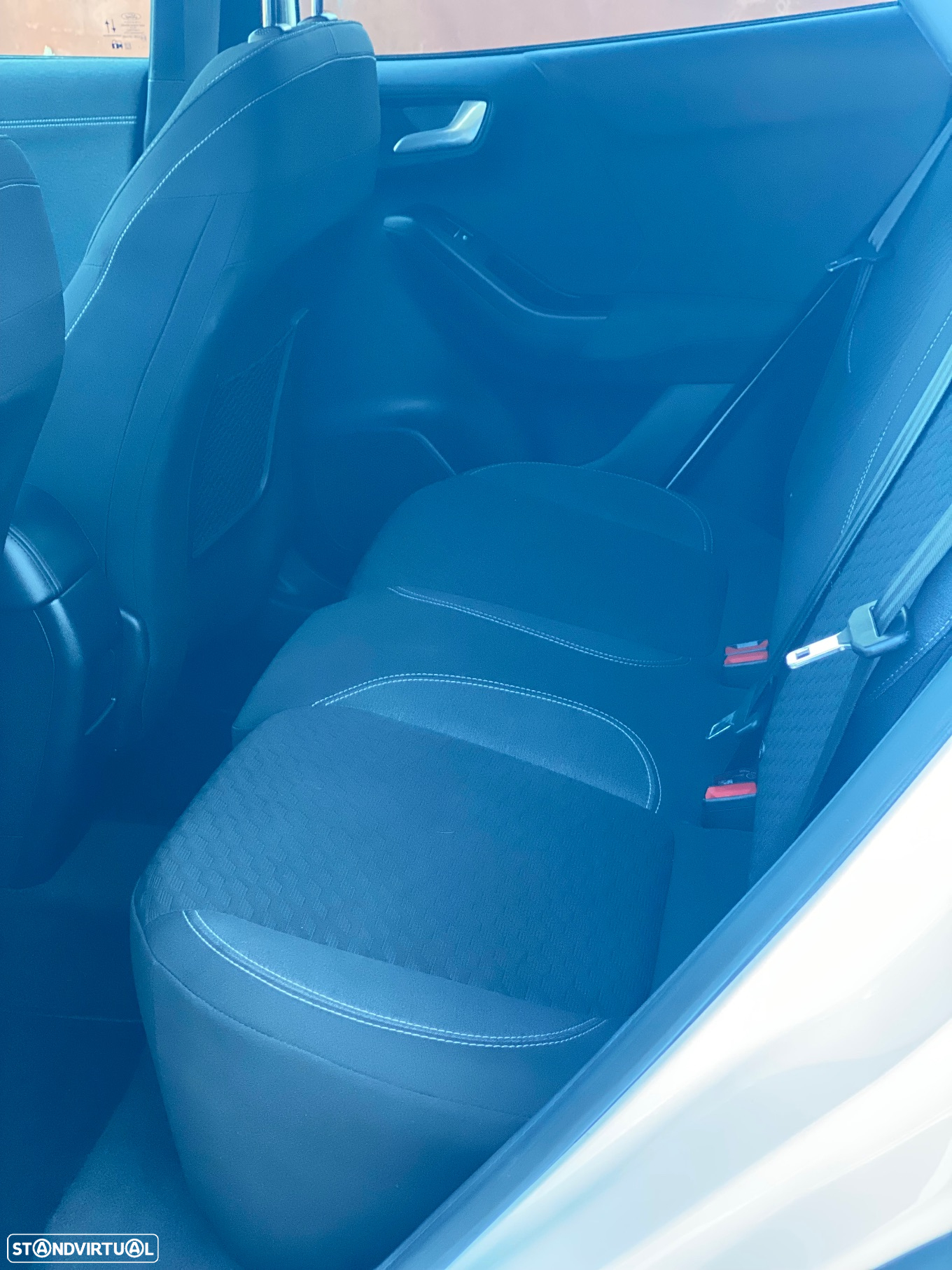 Ford Puma 1.0 EcoBoost MHEV Titanium - 21