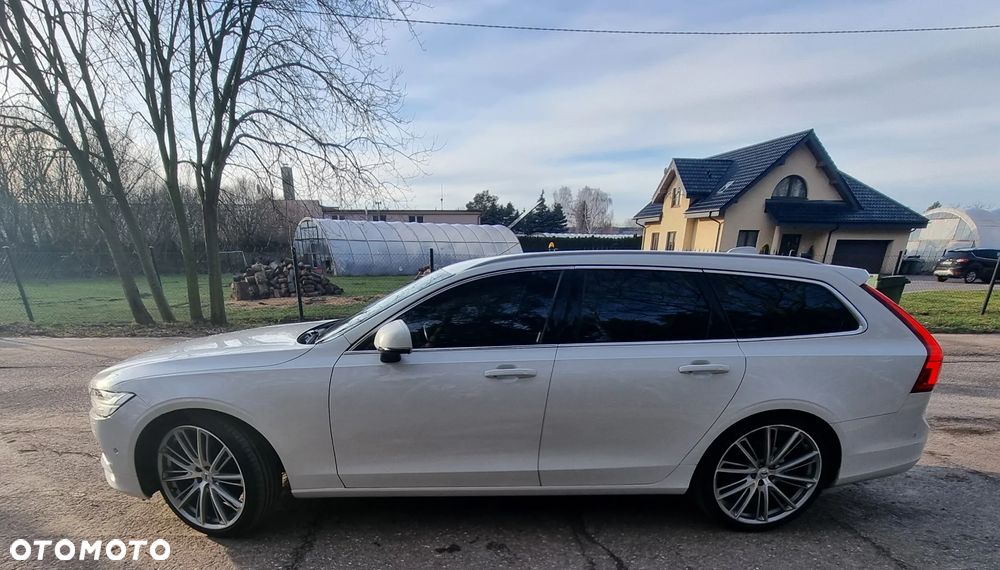Volvo V90 D4 Momentum - 8