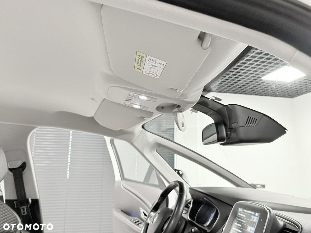 Renault Grand Scenic - 27