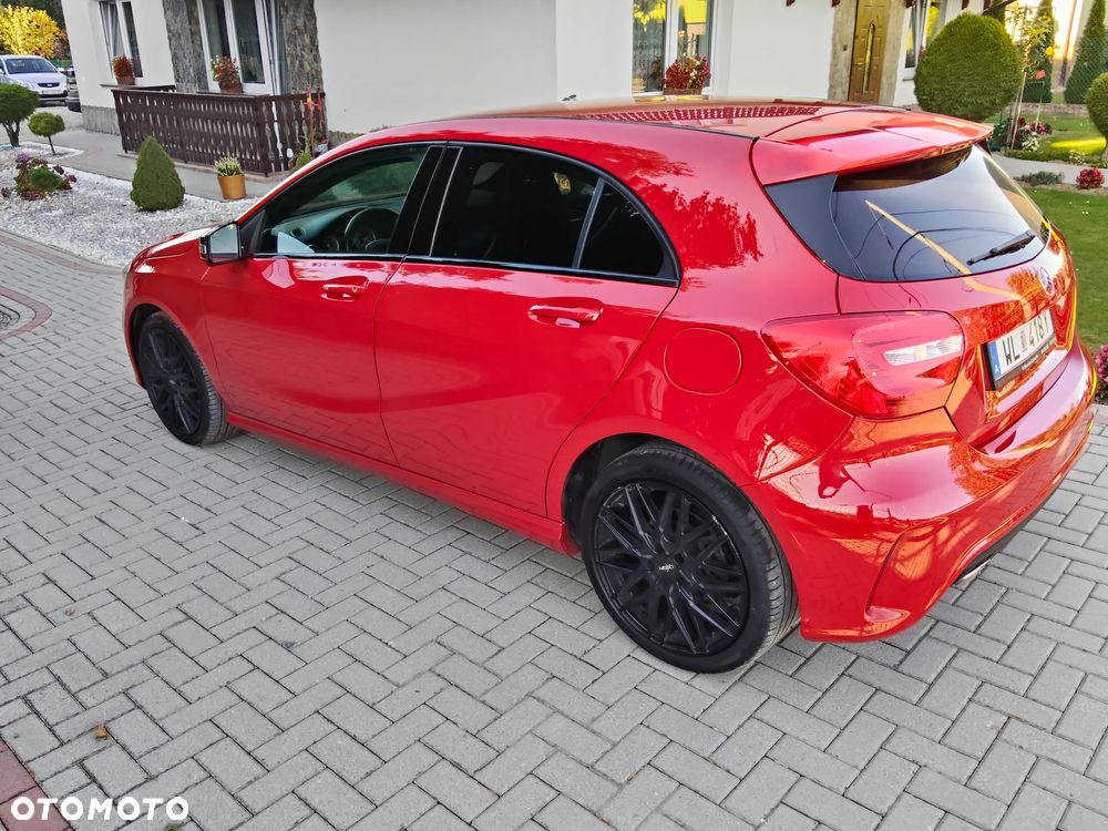 Mercedes-Benz A-Class 2012 photo 2