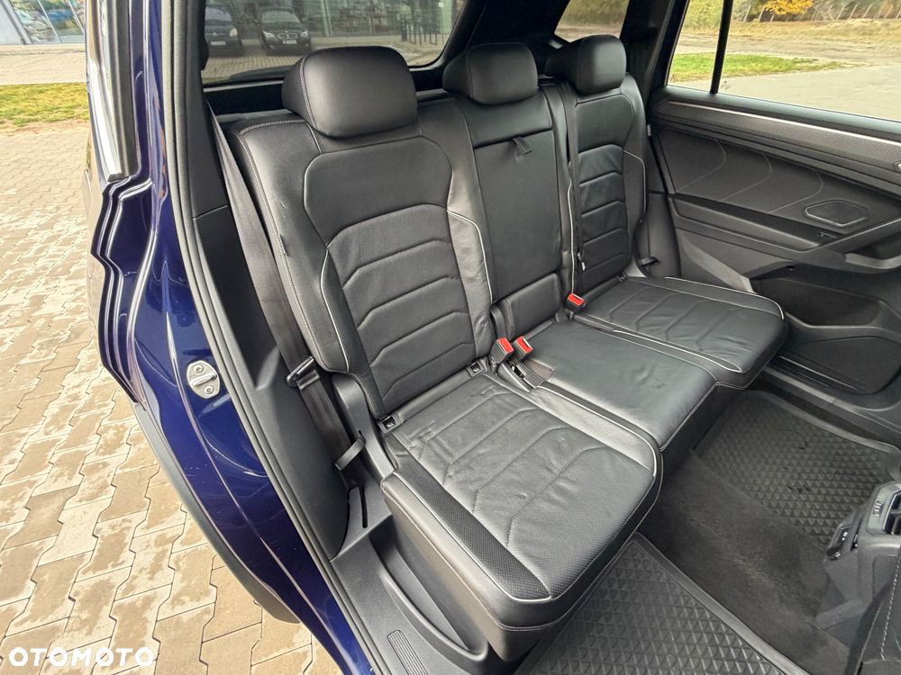 Volkswagen Tiguan Allspace 2.0 TDI SCR 4Motion DSG R-Line - 19