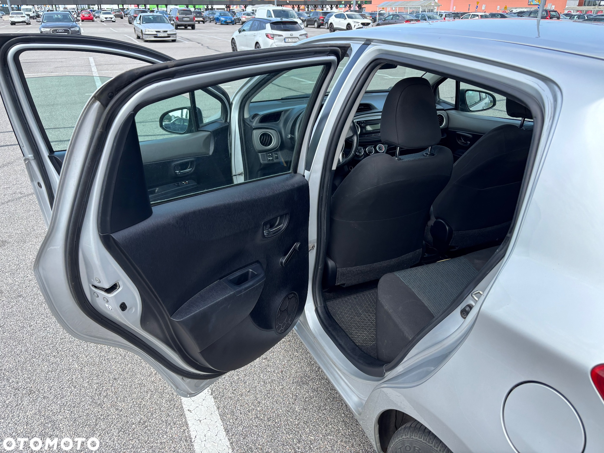 Toyota Yaris 1.0 Active - 14