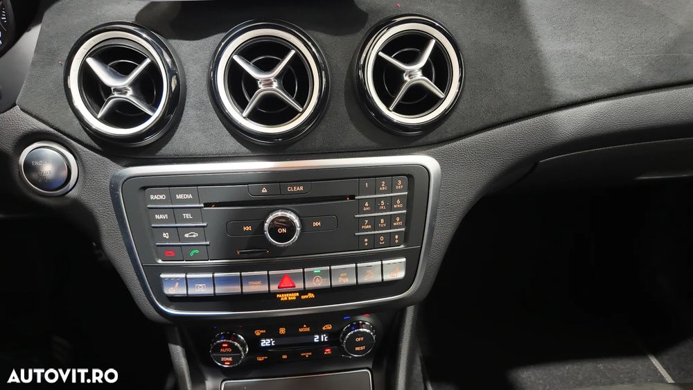 Mercedes-Benz GLA 220 4MATIC 7G-DCT Peak Edition - 27