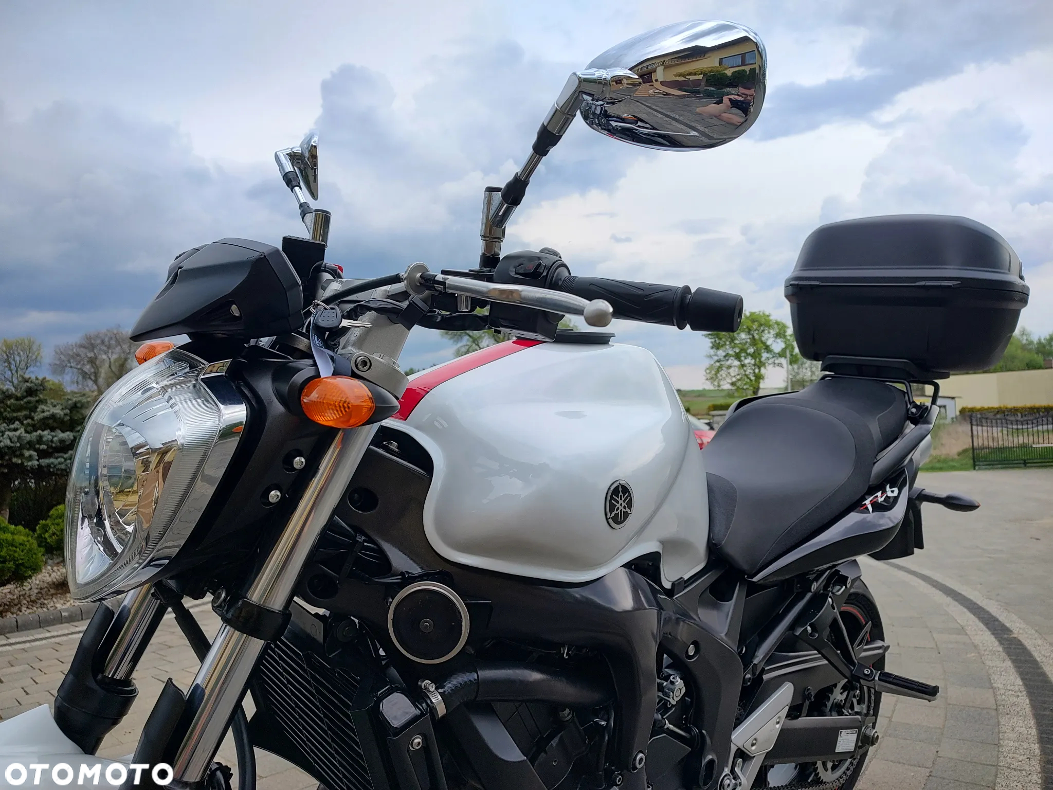 Yamaha FZ6 - 7