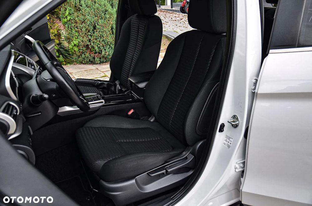 Mitsubishi Eclipse Cross 1.5 T-MIVEC (ClearTec) CVT 2WD Active+ - 23