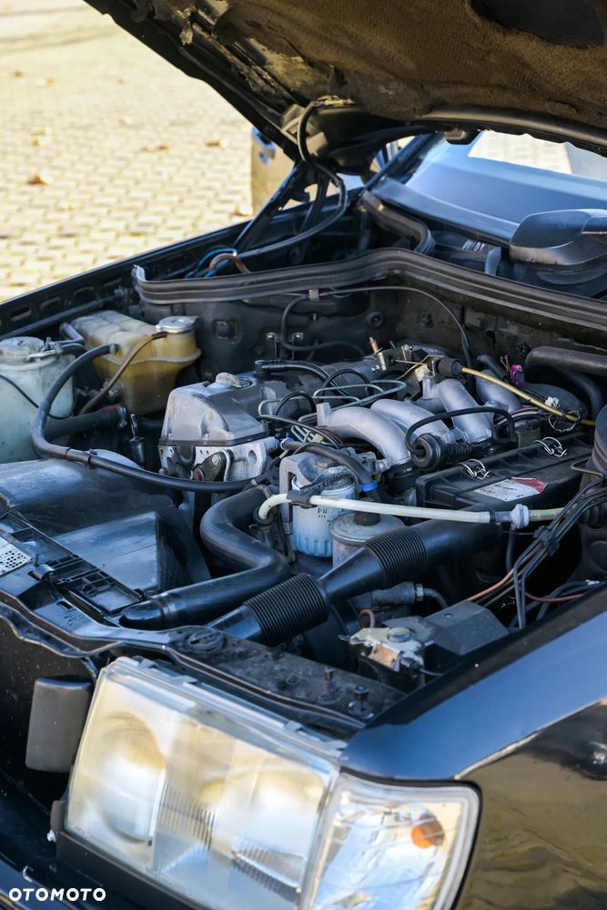 Mercedes-Benz W124 (1984-1993) - 25