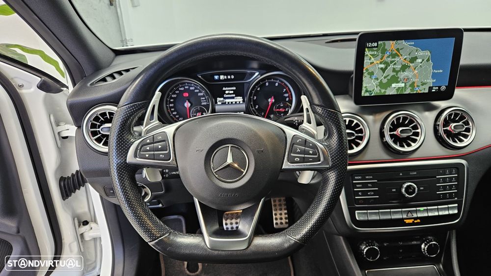 Mercedes-Benz GLA 250 AMG Line 4-Matic - 8