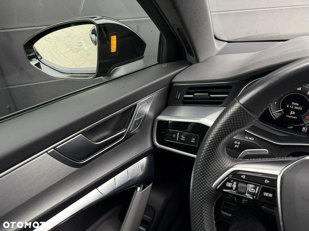 Audi A6 Avant 55 TFSI e quattro S tronic S line - 37