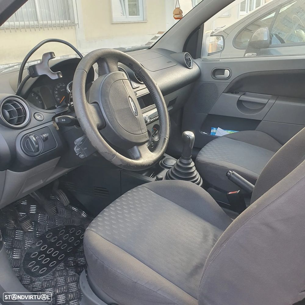 Ford Fiesta - 3
