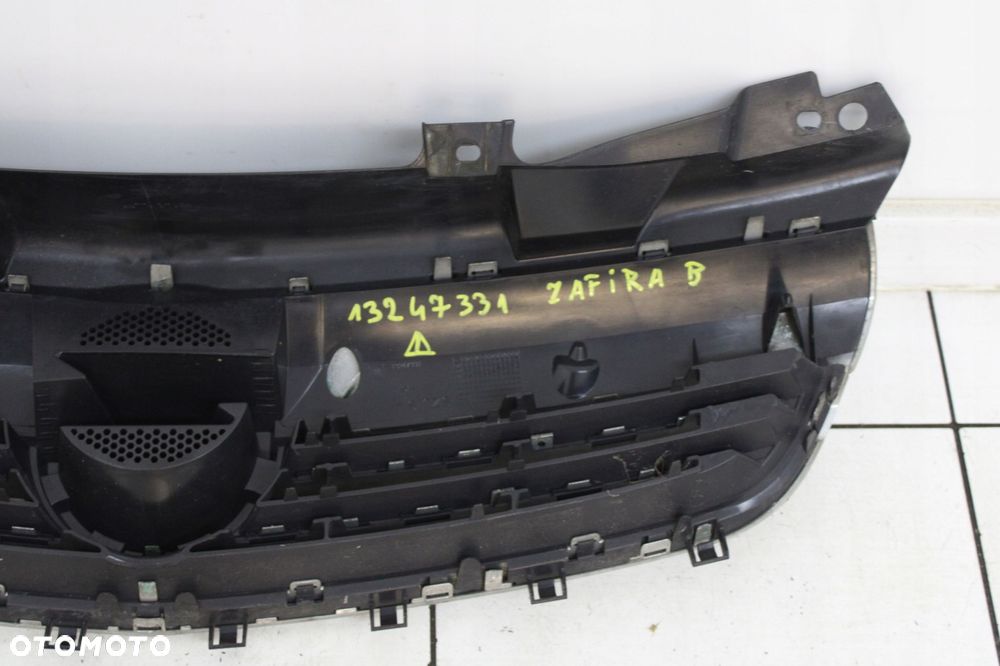 OPEL ZAFIRA B LIFT 08R- GRILL ATRAPA 13247331 - 7