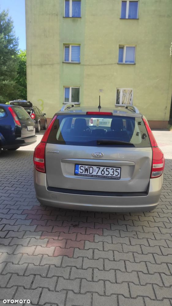 Kia Ceed 1.4 Comfort - 14