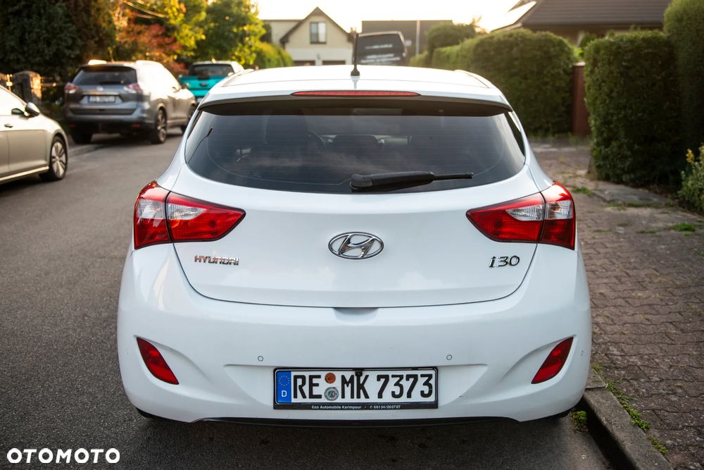 Hyundai i30 1.4 Comfort - 13