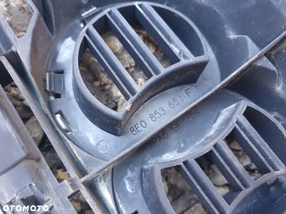 AUDI A4 B6 GRILL ATRAPA PRZÓD 8E0853651F - 7