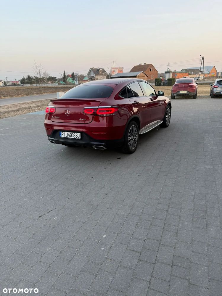 Mercedes-Benz GLC 300 4-Matic - 3