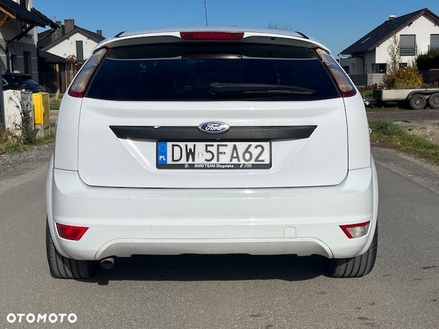 Ford Focus 2008 photo 4
