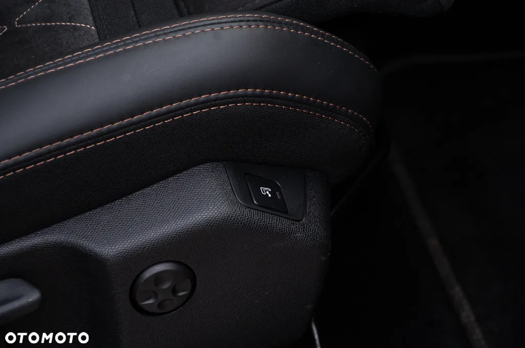 Peugeot 3008 BlueHDi 180 Stop & Start EAT6 GT - 36