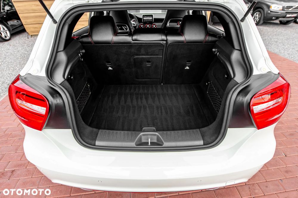 Mercedes-Benz Klasa A 250 (BlueEFFICIENCY) 7G-DCT AMG Sport - 15