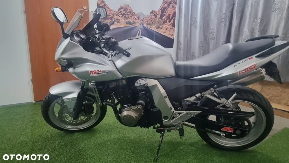 Kawasaki ZR - 1