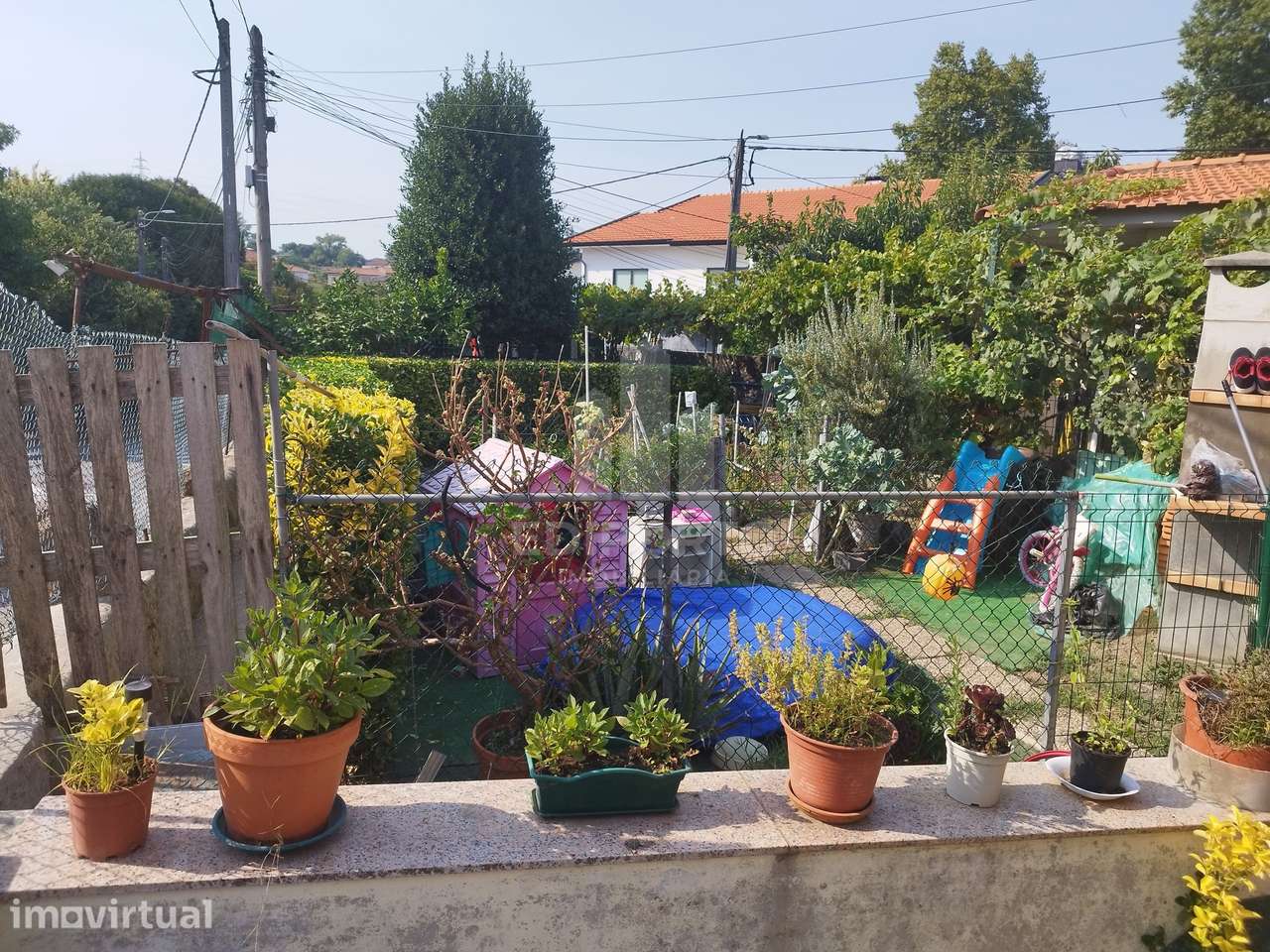 Moradia T4 com jardim em Oliveira do Douro- Vila Nova de Gaia - Grande imagem: 2/16