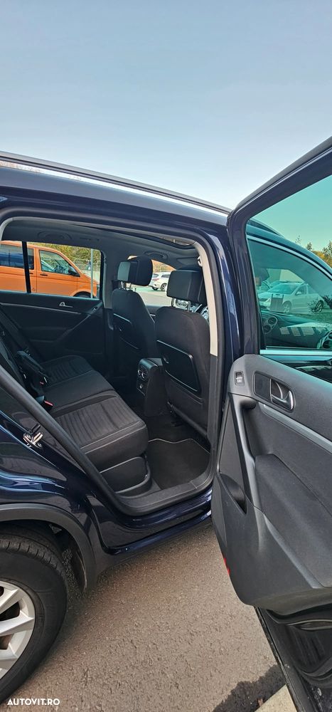 Volkswagen Tiguan - 8