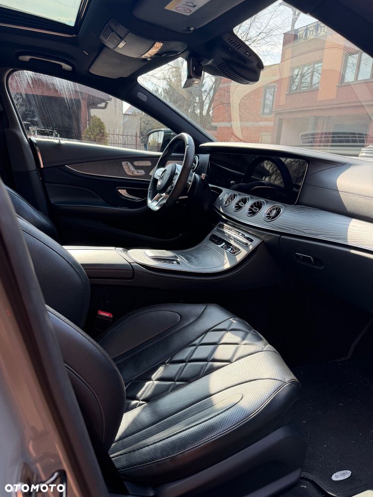 Mercedes-Benz CLS - 14