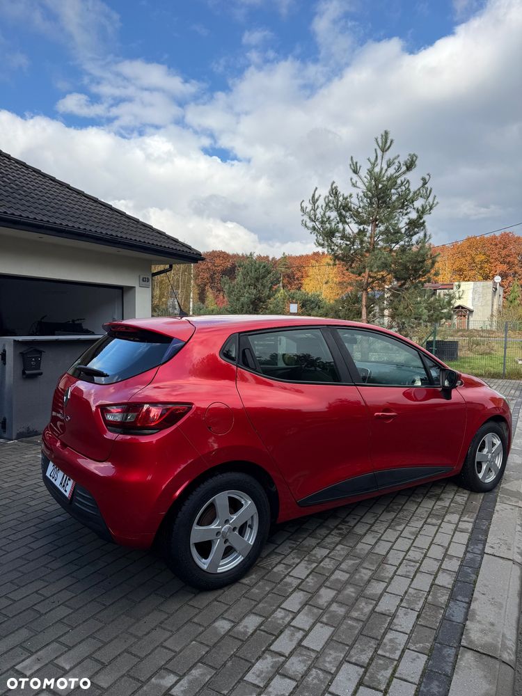 Renault Clio 1.2 16V Life - 11