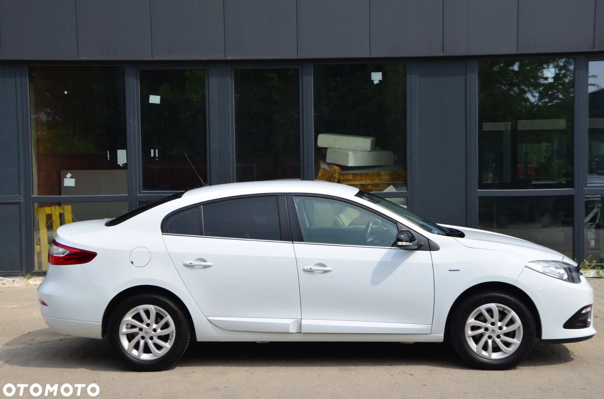 Renault Fluence 1.6 16V Limited - 4