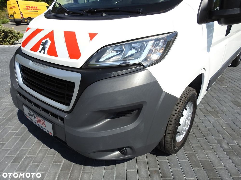 Peugeot BOXER FURGON BRYGADÓWKA  7 MIEJSC 110KM - 20