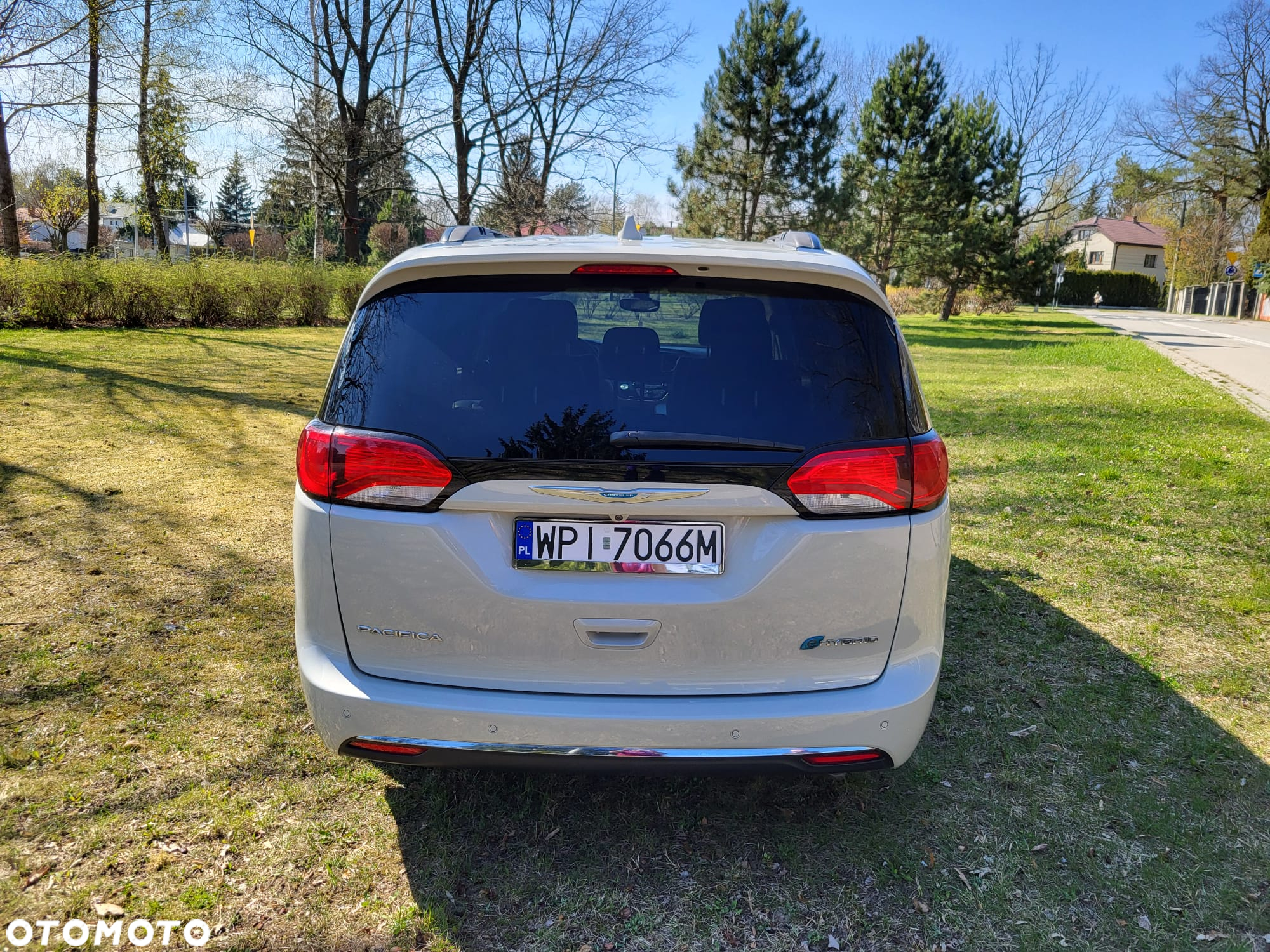 Chrysler Pacifica - 5