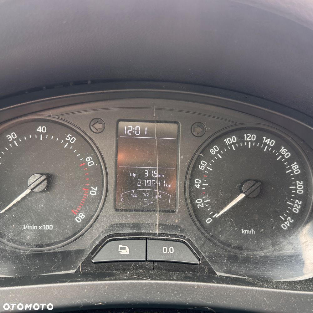 Skoda RAPID - 11