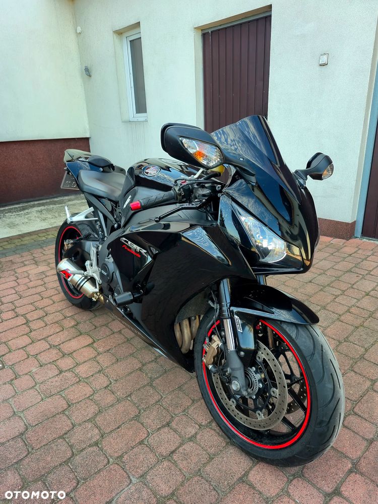 Honda CBR - 2