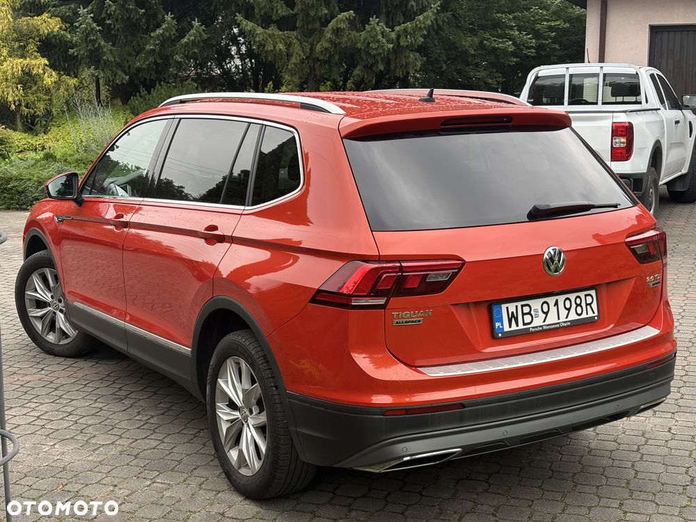 Volkswagen Tiguan Allspace 2.0 TDI 4Mot SCR Comfortline - 3