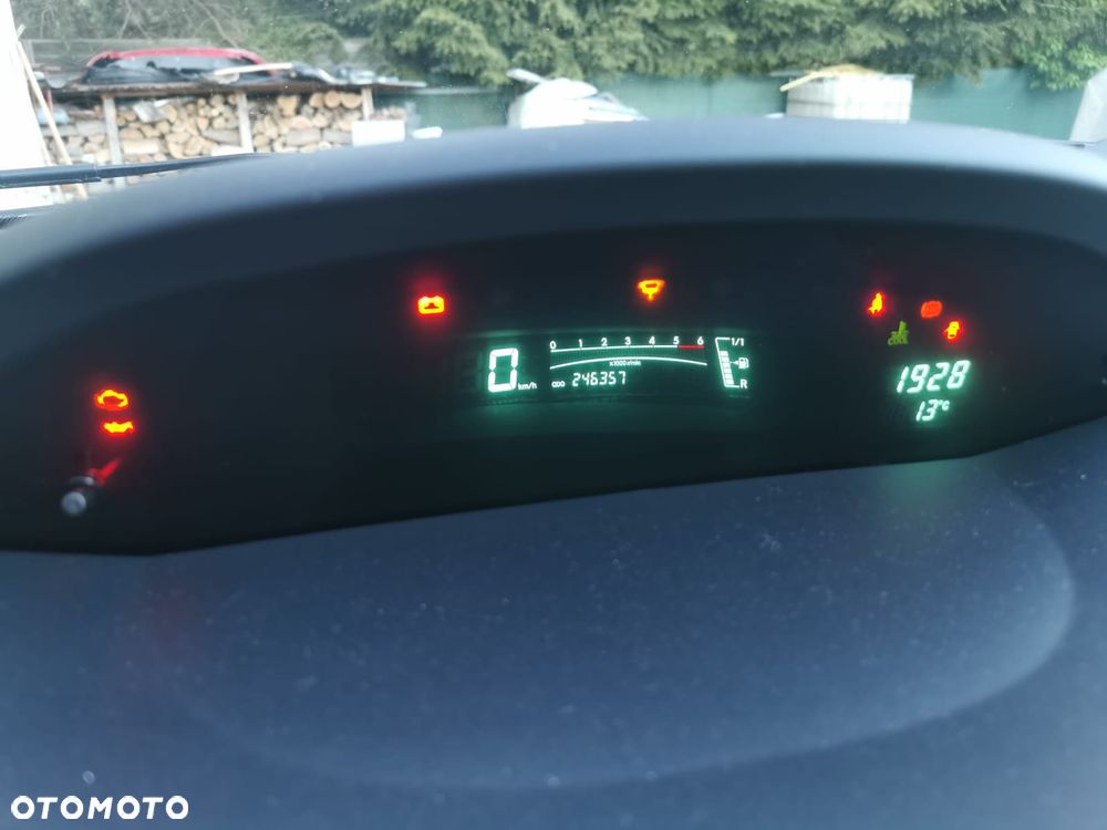 Toyota Yaris - 9