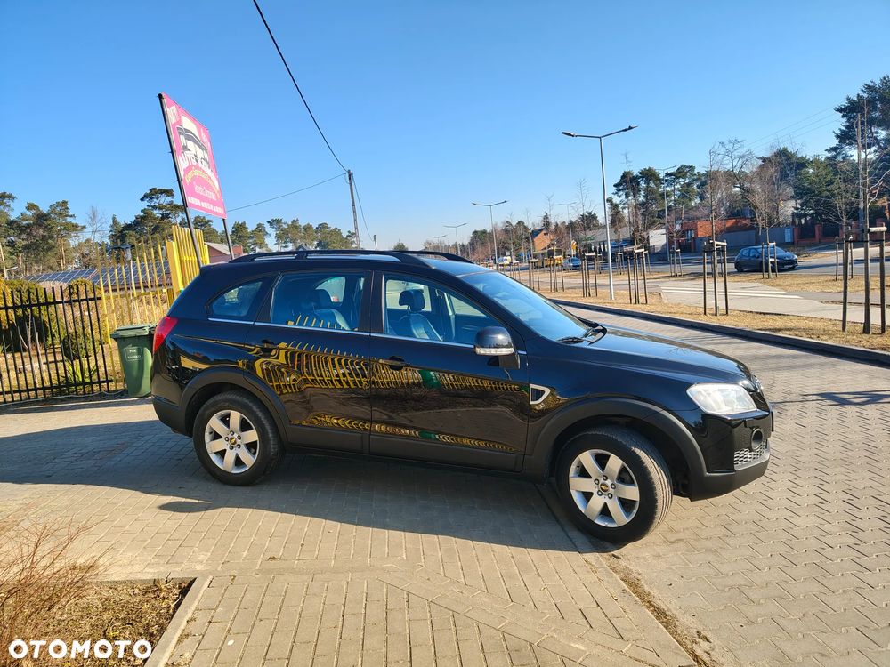 Chevrolet Captiva 2.4 4WD 7 Sitzer LT - 6