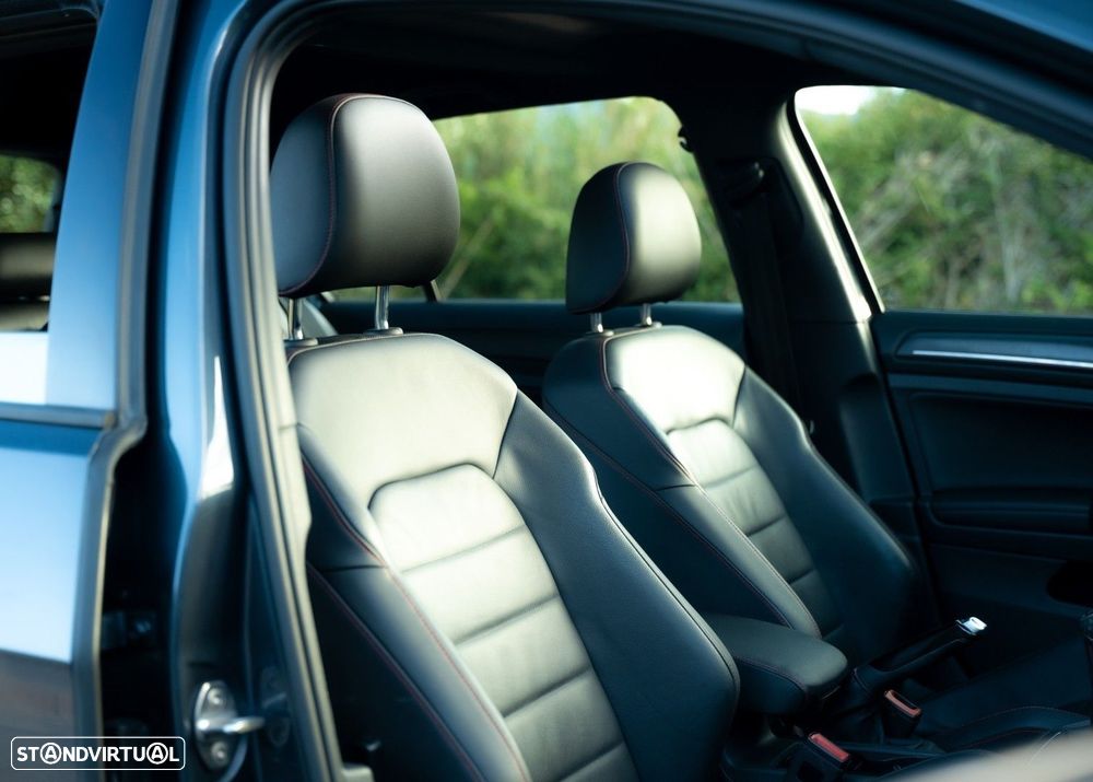 VW Golf 2.0 TSi GTi - 26