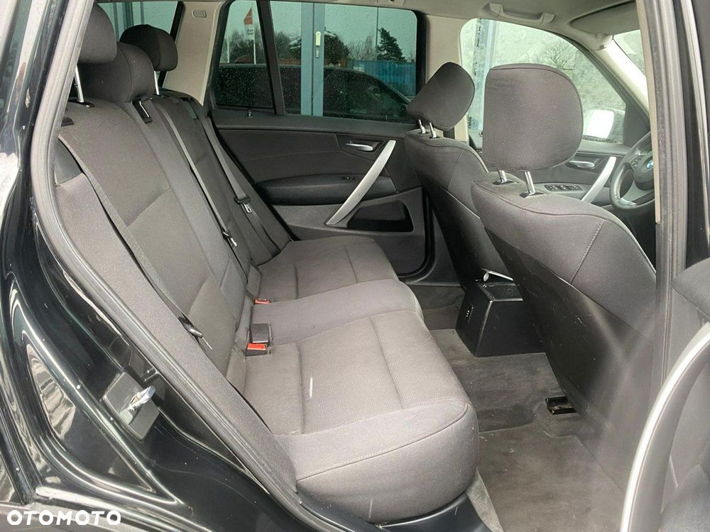 BMW X3 2.0d - 8