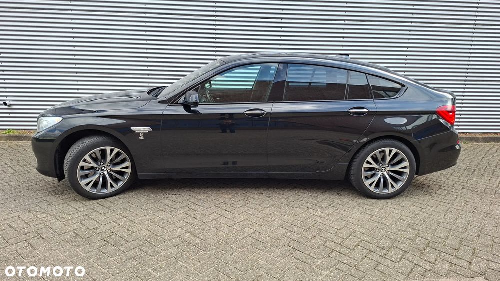 BMW 5GT 530d xDrive - 2