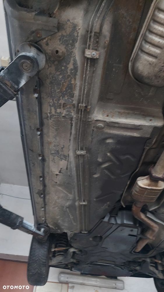 Mercedes-Benz W124 (1984-1993) - 21