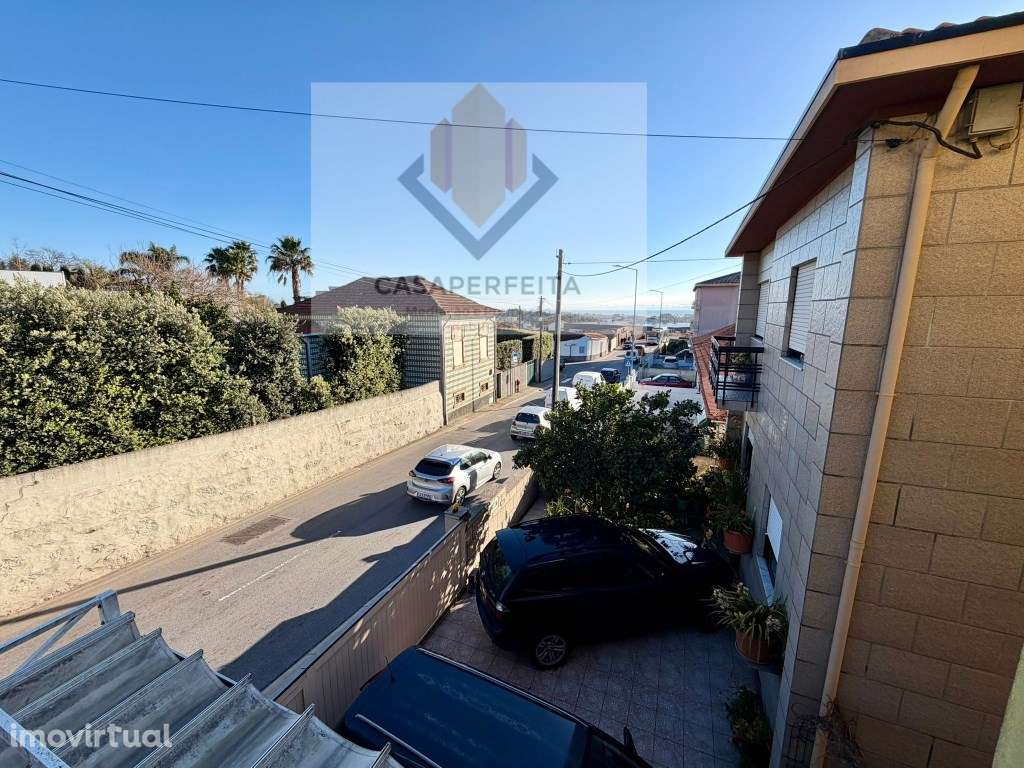 Moradia T3 com Terraço e Restaurante em Funcionamento - Madalena - Grande imagem: 2/29