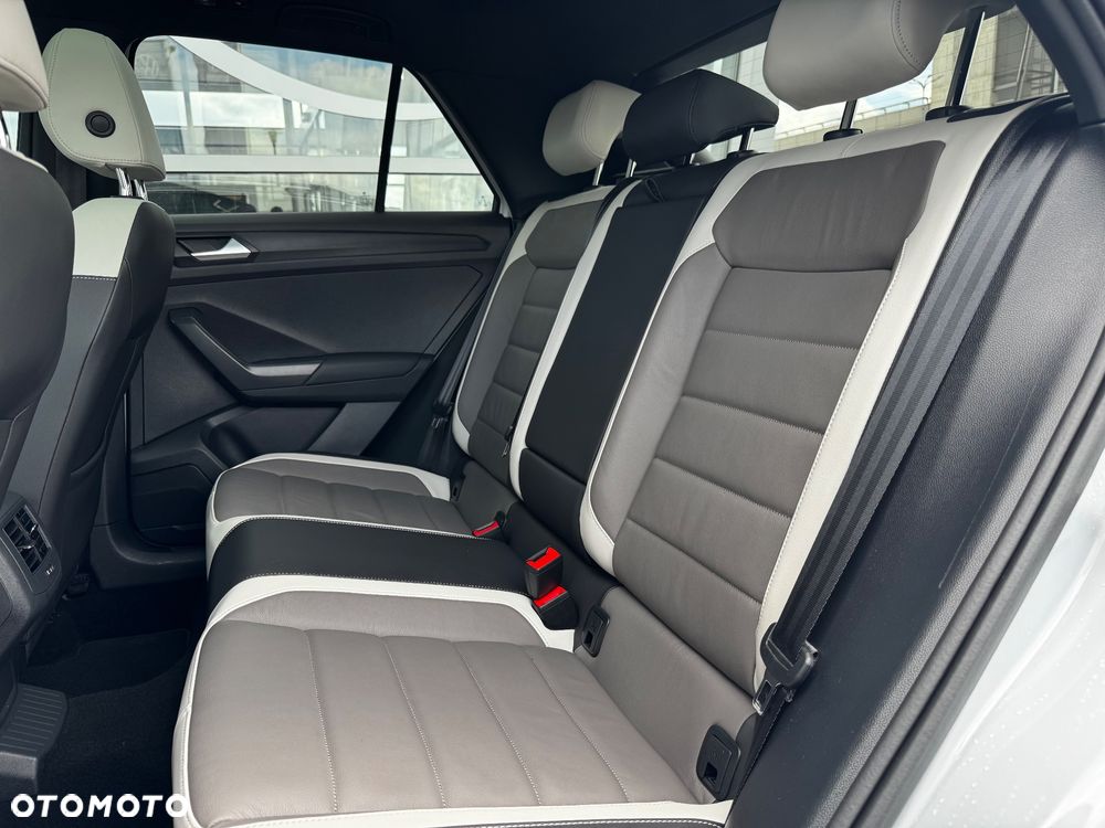 Volkswagen T-Roc 2.0 TDI SCR 4MOTION DSG R-Line - 13