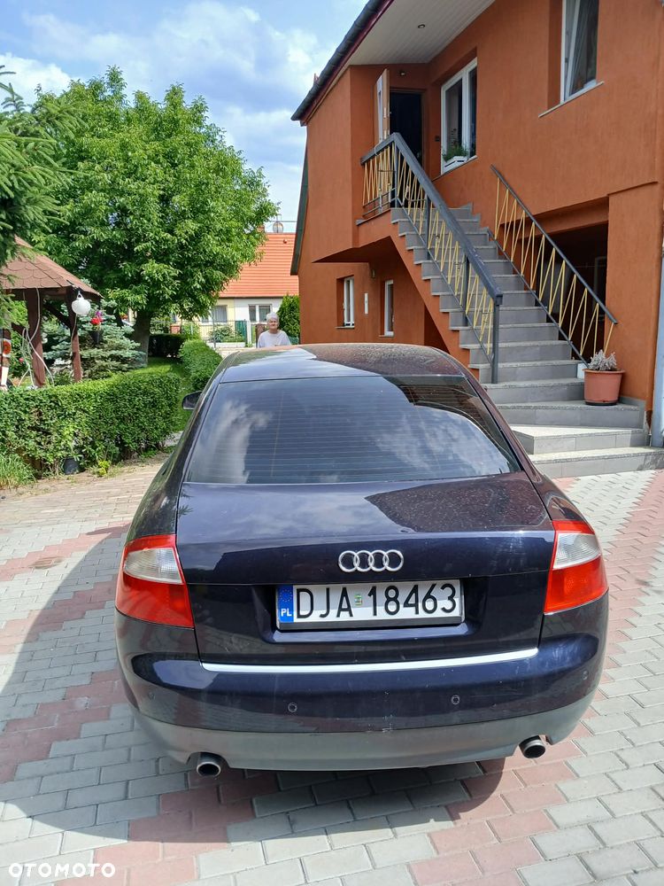 Audi A4 Limousine - 6