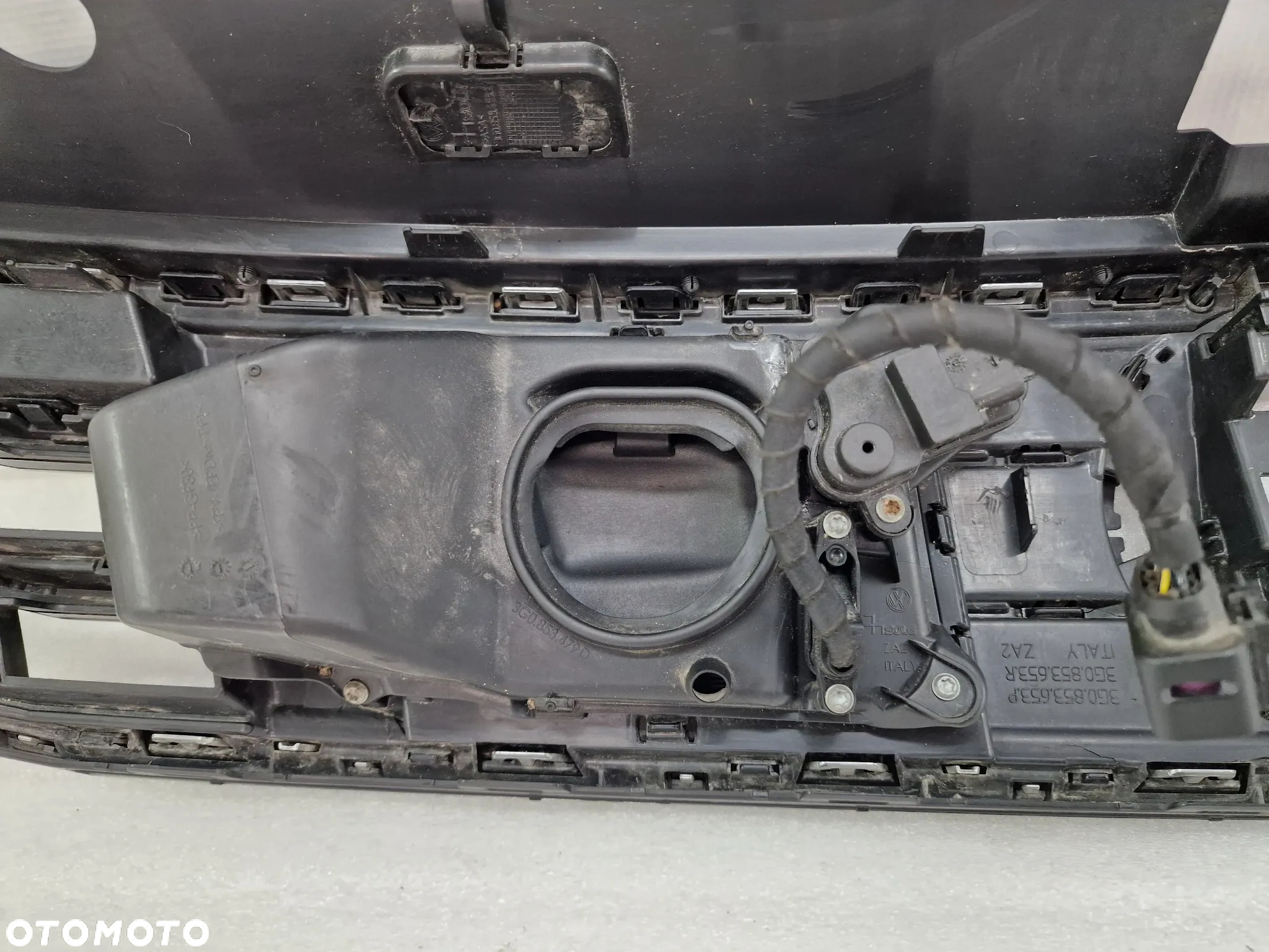 VW PASSAT B8 GTE LIFT 18- ATRAPA PRZEDNIA / GRILL PRZEDNI PRZÓD , NR 3G0853653P / 3G0853653R , NR AUKCJI GL739 - 19