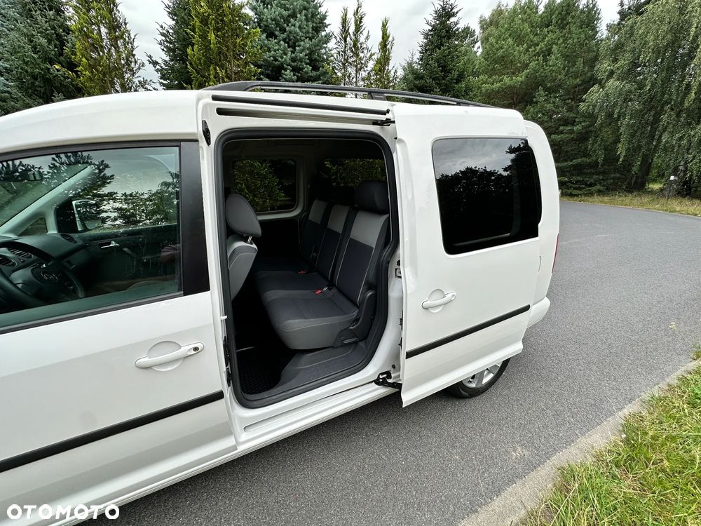 Volkswagen Caddy Maxi Comfortline BMT - 20