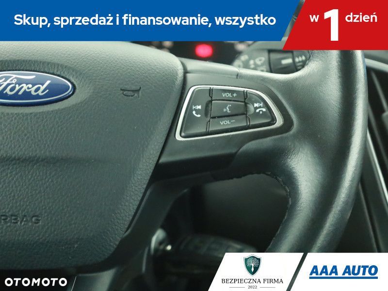 Ford Focus SW - 18