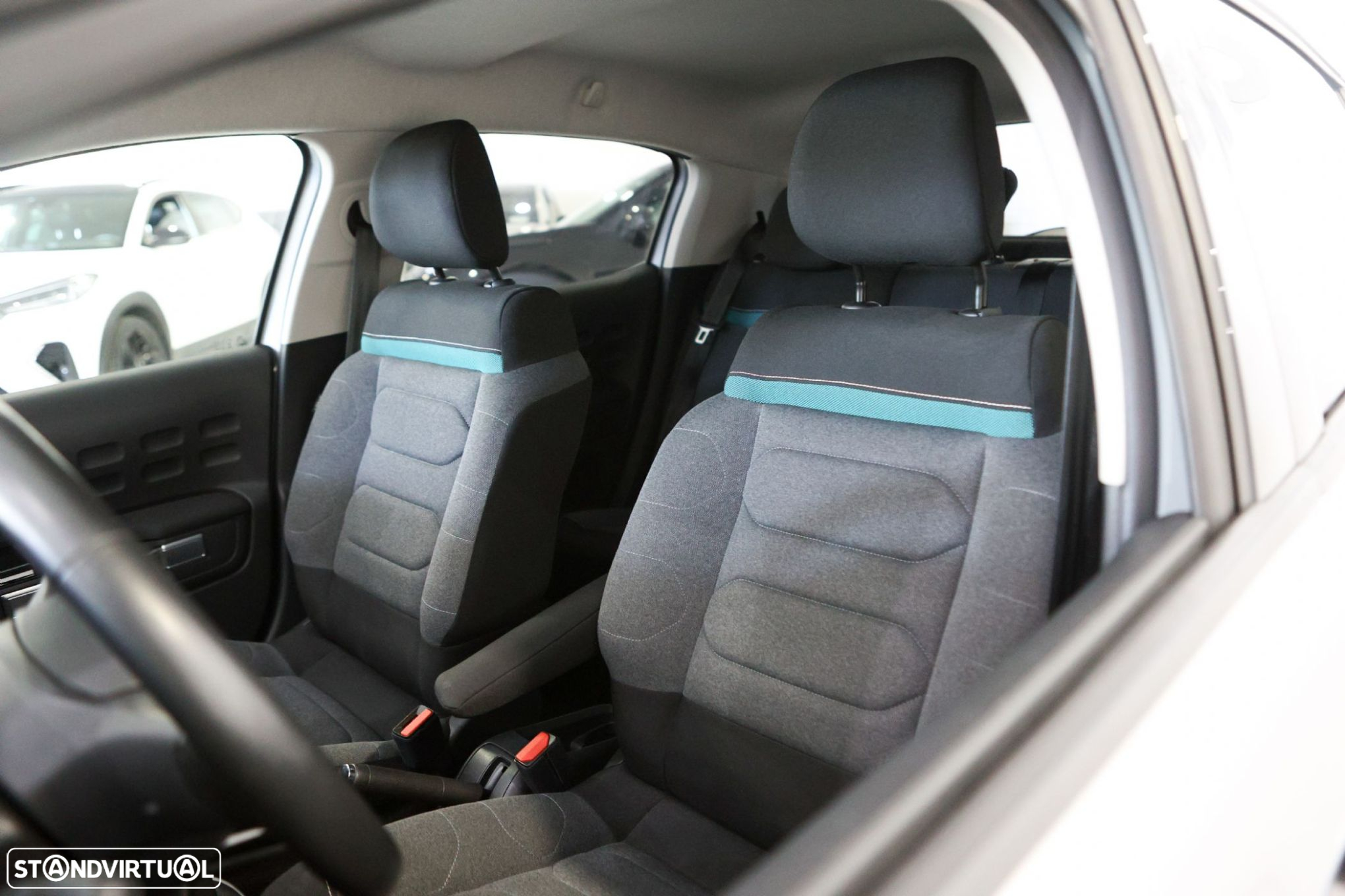 Citroën C3 1.2 PureTech Shine - 13