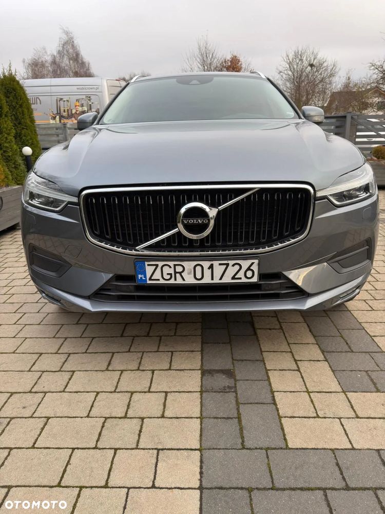 Volvo XC 60 B4 D AWD Geartronic Momentum - 6