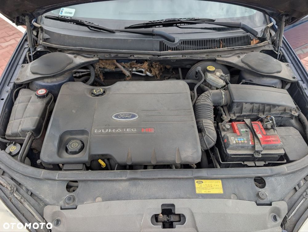 Ford Mondeo 1.8 Ambiente - 14
